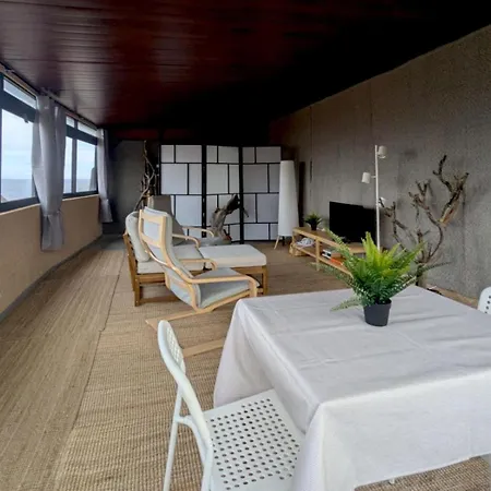 Sunrise Seaview Apartment