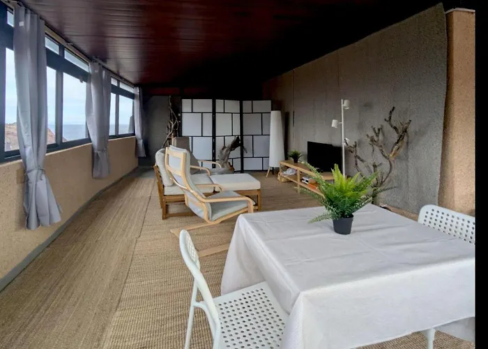 Sunrise Seaview Апартаменты