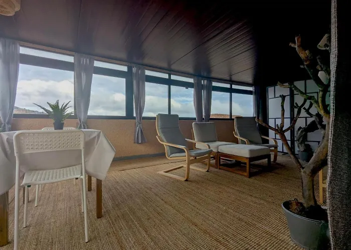 Апартаменты Sunrise Seaview *